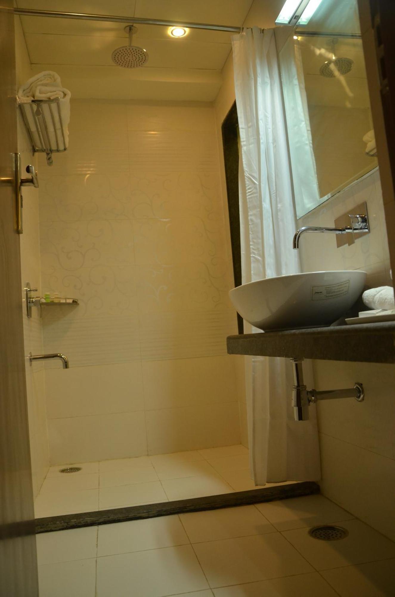 Hotel The Radiant Star Jaipur Bagian luar foto