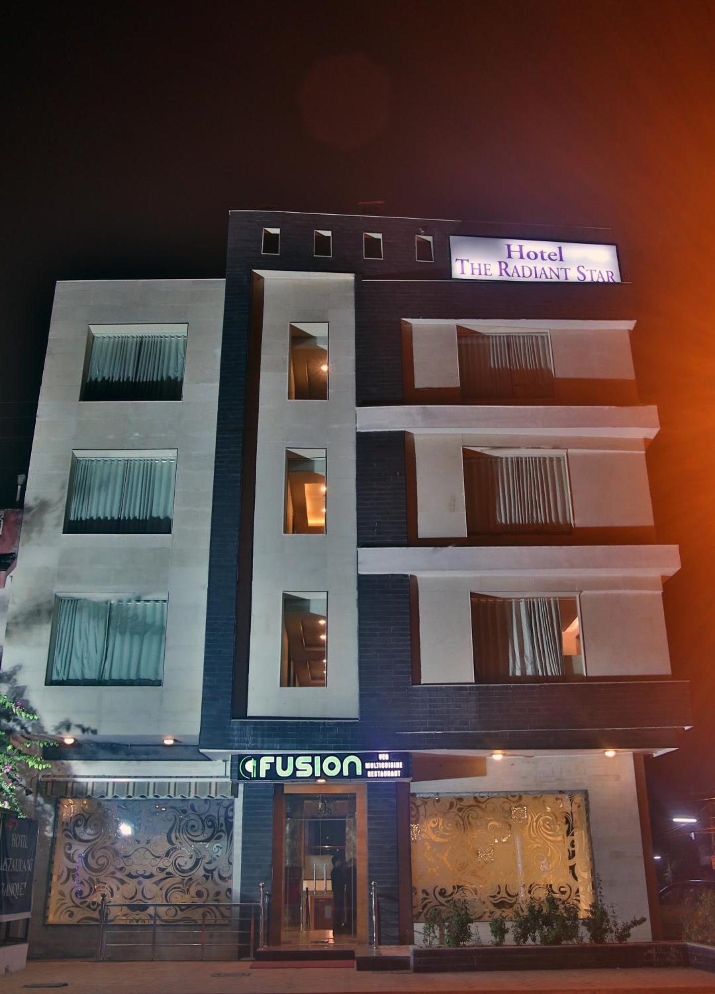 Hotel The Radiant Star Jaipur Bagian luar foto
